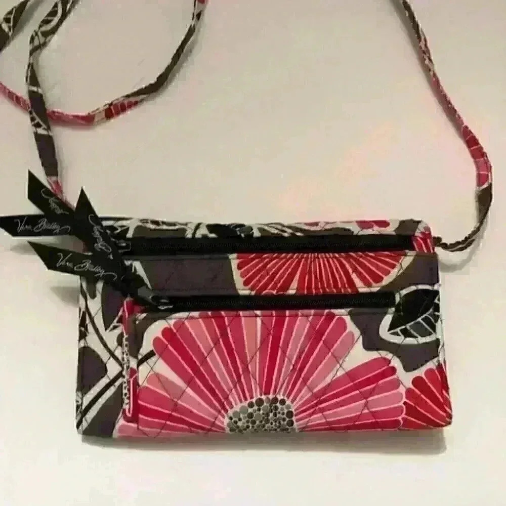 VERA BRADELY WALLET AND CROSSBODY PINK GRAY - Picture 3 of 6